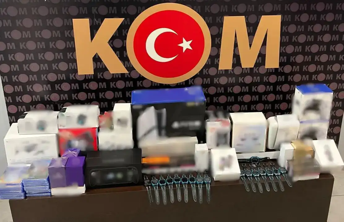 Tarihi Eserden Papağanlara Antalya’da Kaçakçılara Darbe 6